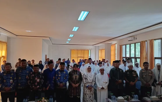 Wakil Bupati Lepas Jemaah Haji Raja Ampat, Paling Tua Berusia 85 Tahun
