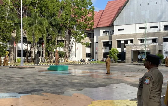 Disiplin ASN Jadi Sorotan dalam Apel Pagi Pemprov Papua Barat Daya