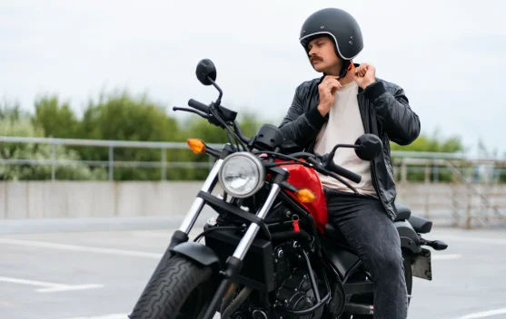 Jangan Abaikan Kondisi Helm Demi Keselamatan di Jalan