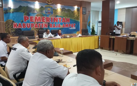 Adinkes Evaluasi Penanggulangan AIDS, TB, dan Malaria di Raja Ampat