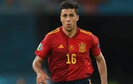 Bintang Spanyol Rodri Dikabarkan Siap Bergabung ke Real Madrid