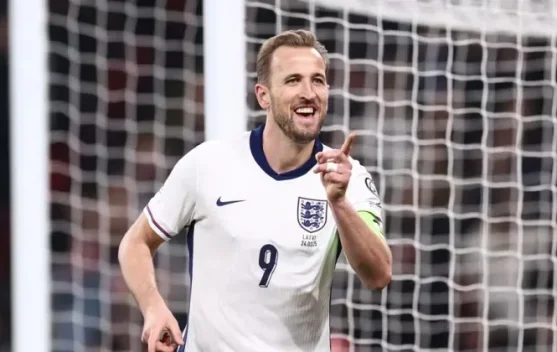Inggris Menang 2-0, Kane dan Gordon Cetak Gol