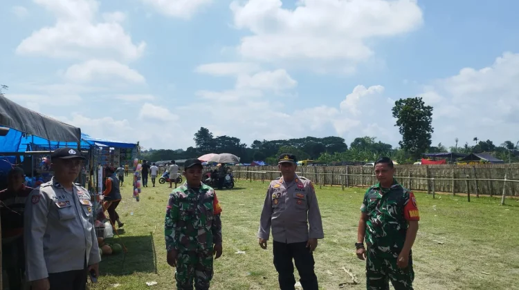 Polsek Batuputih Kawal Tradisi Karapan Sapi