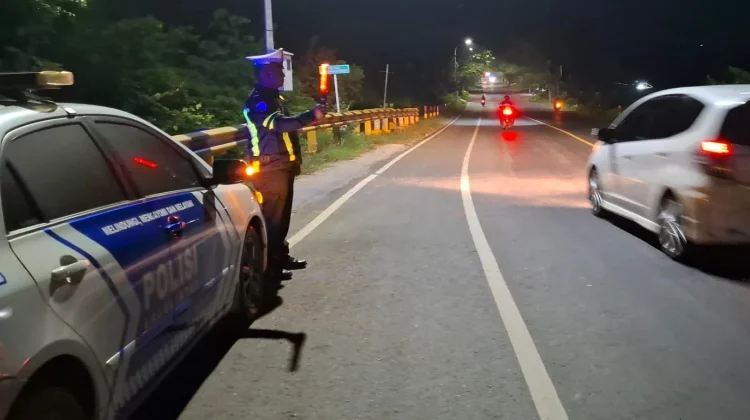 Tim Elang Satlantas Sumenep Jaga Jalur Rawan Nambakor