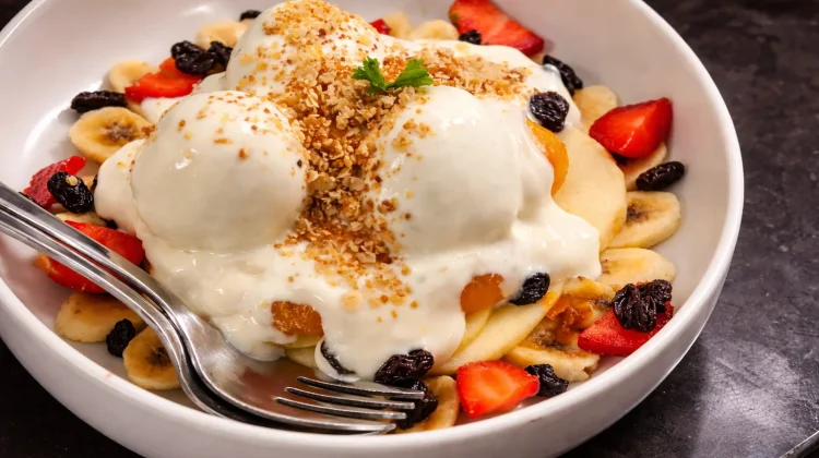 “Banana Split” Dessert Klasik Rasa Kekinian