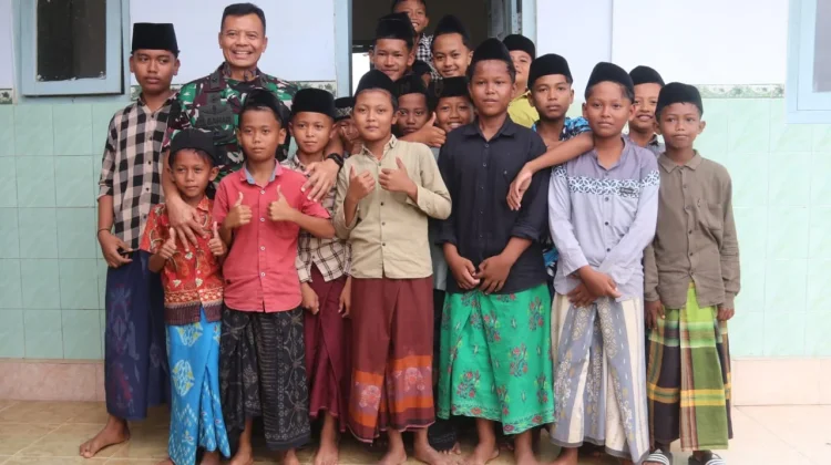 Kasdam V/Brawijaya Tinjau TMMD dan Sapa Santri di Mandala