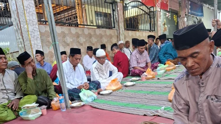 Antusias Masyarakat Berbuka Puasa Ramadan Bersama