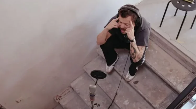Harry Styles Rilis Single “American Girls”
