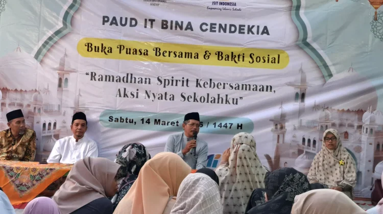 Tanamkan Kepedulian, PAUD IT Bina Cendekia Gelar Buka Puasa Bersama Bakti Sosial