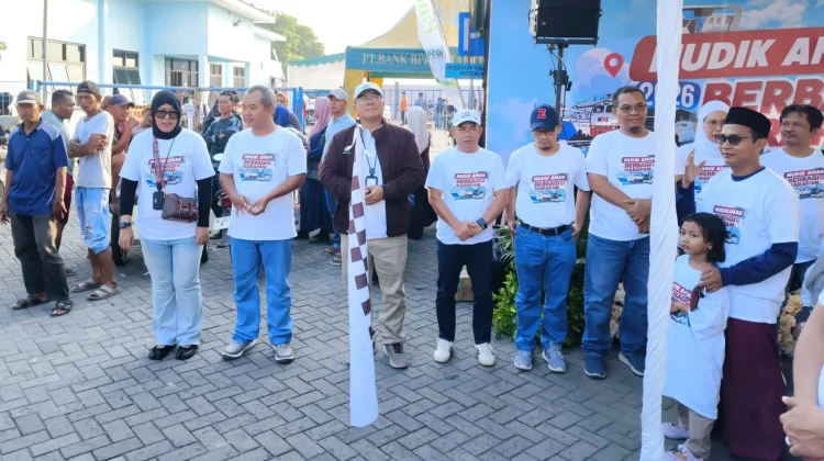 Ratusan Warga Ikuti Mudik Gratis Pegadian