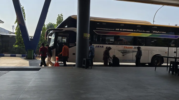 H-5 Lebaran, Arus Mudik di Terminal Arya Wiraraja Sumenep Meningkat