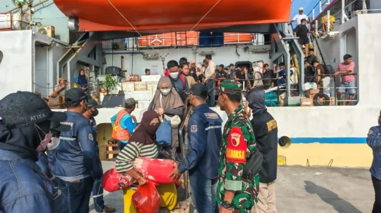 Aparat Gabungan Siaga Pengamanan Arus Mudik di Pulau Masalembu