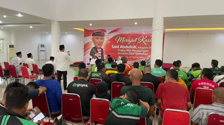 Penghujung Ramadan, Said Abdullah Bantu Ratusan Ojol di Sumenep