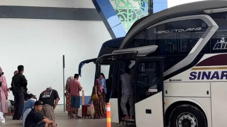 Terminal Arya Wiraraja Siapkan Ratusan Bus pada Arus Balik Lebaran 2026