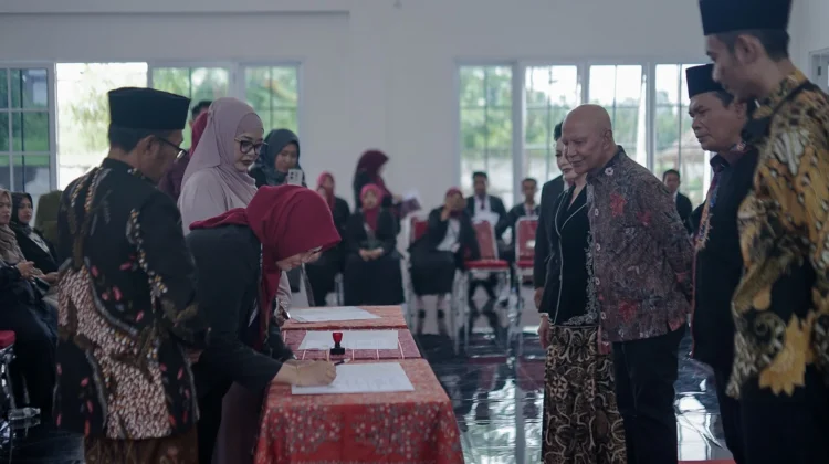 Gulirkan Program Ternak Ayam, Wali Murid Wajib Setor Anakan Tiap Enam Bulan