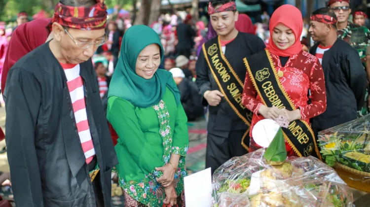 Pemkab Sumenep Dorong Festival Ketupat Jadi  Penggerak Ekonomi Masyarakat