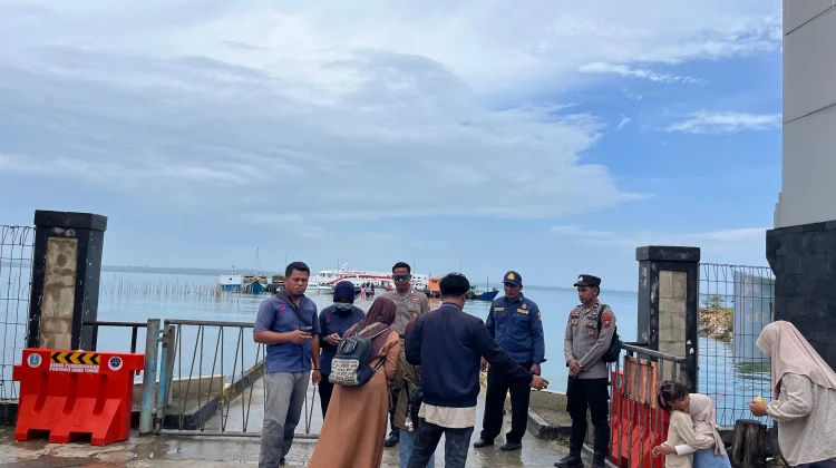 Polsek Kangean Amankan Arus Mudik Kapal Cepat