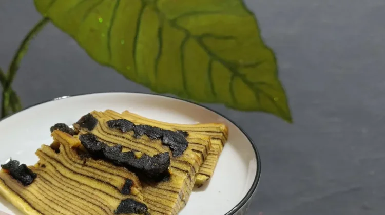 Viral! Lapis Legit Prunes, Kue Klasik Berlapis yang Terus Berinovasi