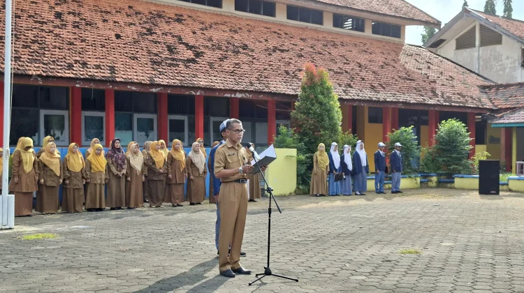 "Back to School" di SMKN 1 Kalianget Jadi Momentum Bangun Semangat dan Kebersamaan
