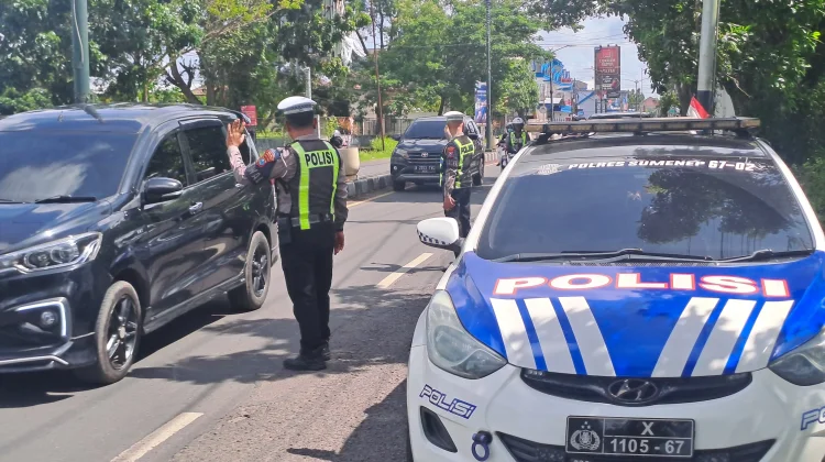 Satlantas Sumenep Patroli Titik Rawan Ciptakan Kamseltibcarlantas