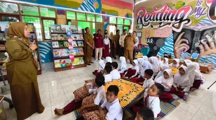 Dispusip Sumenep Perkuat Literasi Melalui Pendampingan Perpustakaan Ramah Anak