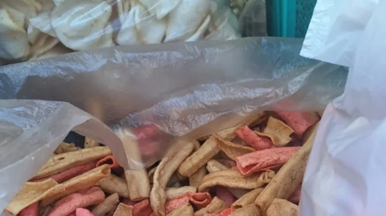 Asal Usul Kerupuk Pipah Pelompong, Camilan Tradisional yang Unik