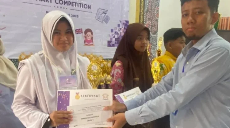 Siswi SMP Sumenep Raih Juara Satu Smart Competition se-Madura 2026