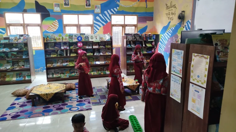 Dari Membaca ke Berkarya, Inovasi Literasi SDN Pangarangan 3 Dilirik Kemendikdas