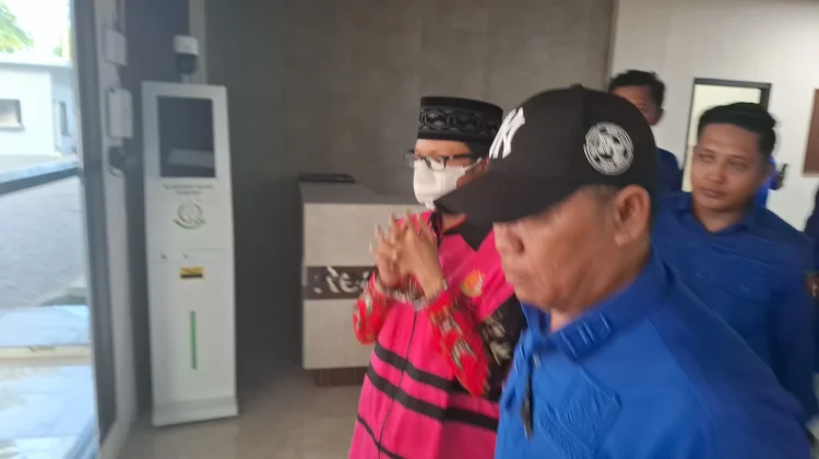 Kejari Sumenep Tahan Kades Pragaan Daya