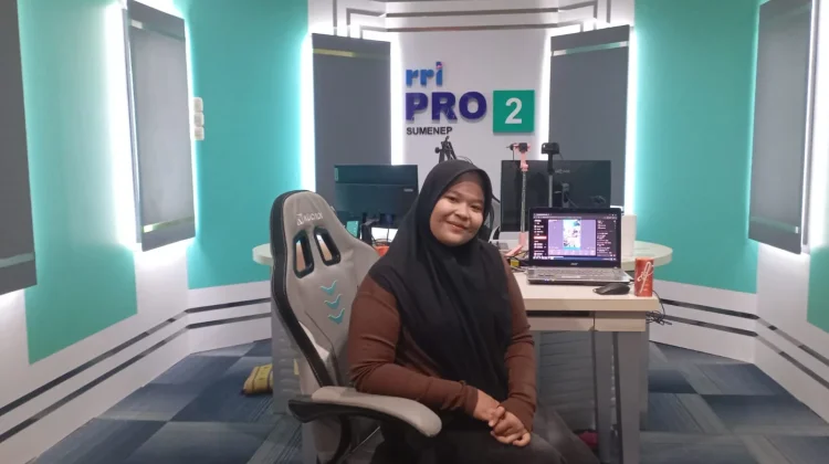 Senioritas Sanggar Dhemar Membentuk Kepemimpinan Seni Berkarakter