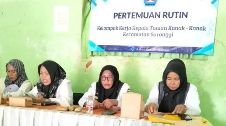 K3TK Saronggi Gelar Rutin Bahas Program Sekolah