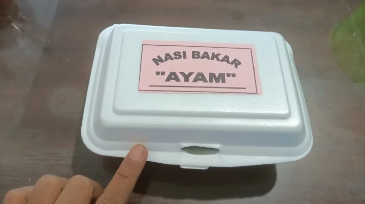 Nasi Bakar Ayam Jadi Menu Favorit, Aroma Daun Pisang Bikin Selera Meningkat  Sumenep