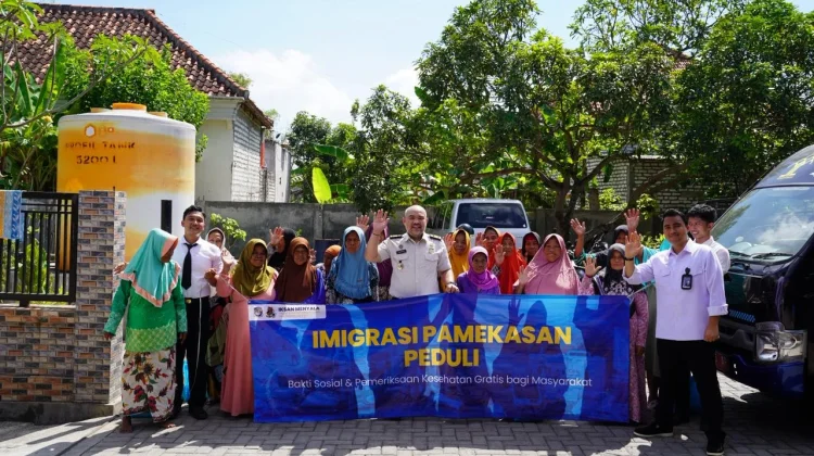 Imigrasi Pamekasan Hadir untuk Masyarakat Lewat Imigrasi Peduli