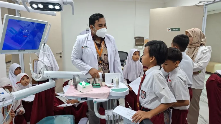 Dari Sekolah Sehat Tumbuh Generasi Kuat, Siswa FIES Kunjungi RS BHC Sumenep