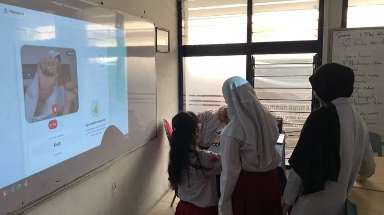 Mahasiswa PENS Kembangkan AI Pembelajaran Bahasa Isyarat