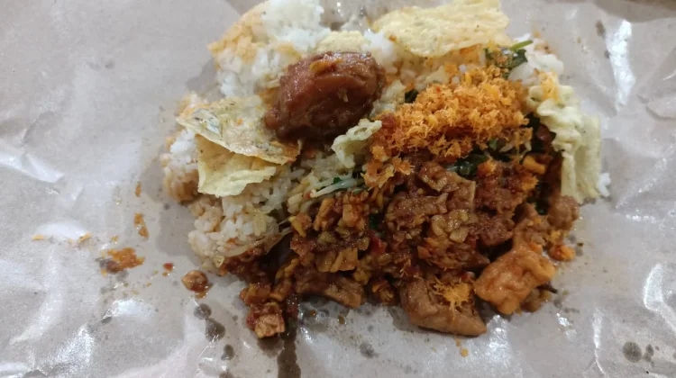 Nasi Pecel Jadi Menu Favorit Sarapan Pagi