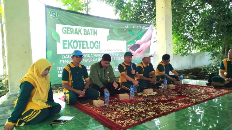 175 Penyuluh Agama IPARI Sumenep Tanam Seribu Pohon Avokado di Asta Bhujuk Pongken