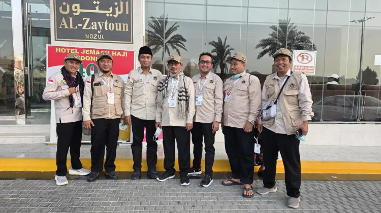Ketua Kloter 77 Survei Lokasi Wukuf Jemaah di Arafah