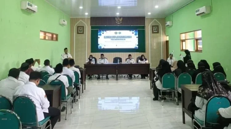 Musyawarah Guru MTs Sumenep Gelar Bimtek Kurikulum Berbasis Cinta