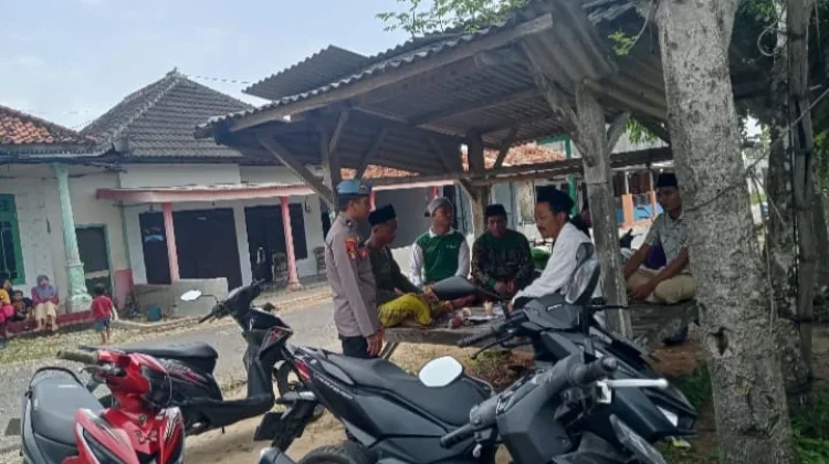 Patroli Siang Perkuat Keamanan Batuputih