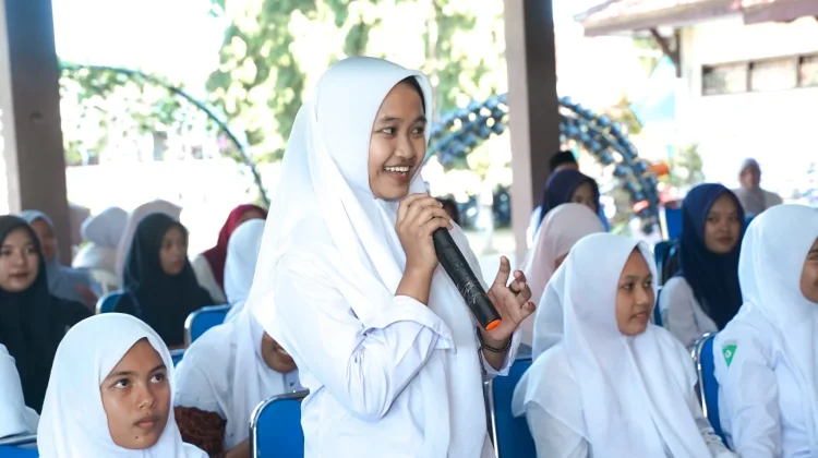 Mahasiswi Annuqayah Gelar Program Peduli Lingkungan Selama Sebulan