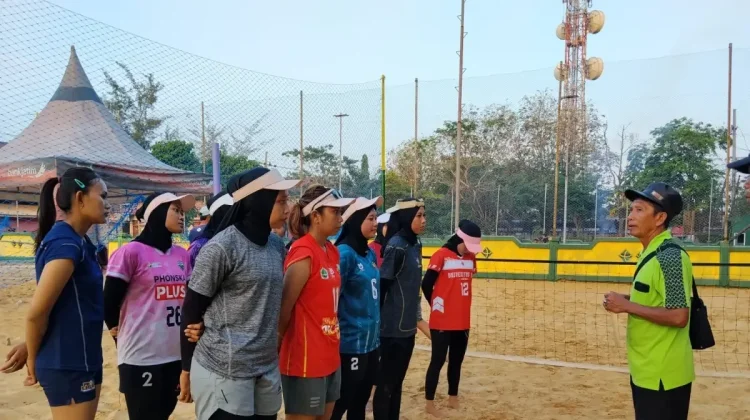 PBVSI Sumenep Siapkan 34 Atlet Voli Pantai Hadapi Kejurprov Jatim