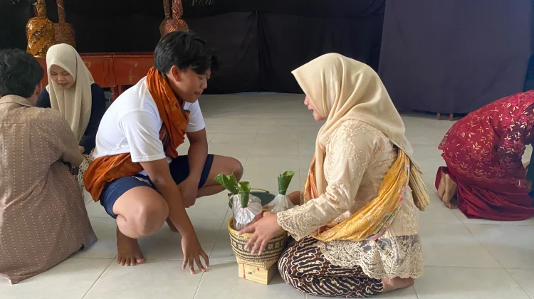 Drama Hotel Yamato Warnai Pembelajaran Bahasa Indonesia di SMAN 1 Kalianget