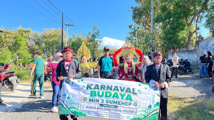 Karnaval Budaya MIN 3 Sumenep Meriah, Tanamkan Cinta Budaya sejak Dini