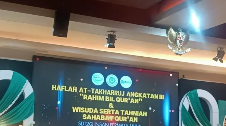 Dua Siswa Rahim Bil Qur'an Sumenep Berhasil Hafal 30 Juz Al-Qur'an