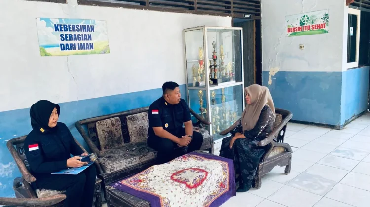 Imigrasi Pamekasan Sosialisasikan Keimigrasian di Kecamatan Tanah Merah
