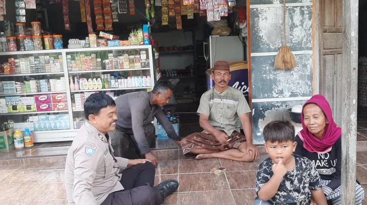 Kapolsek Batuputih Sumenep Ajak Warga Aktifkan Siskamling