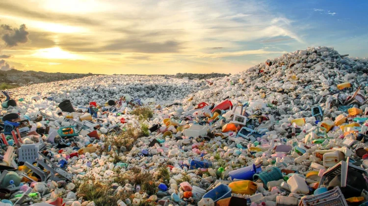 Darurat Sampah dan Tanggung Jawab Bersama Menjaga Lingkungan