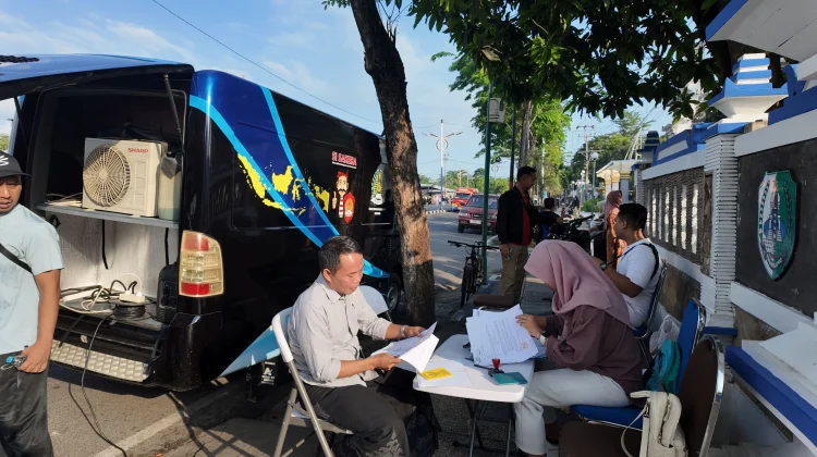 Layanan Pasporia Digelar Imigrasi Pamekasan di CFD Sampang
