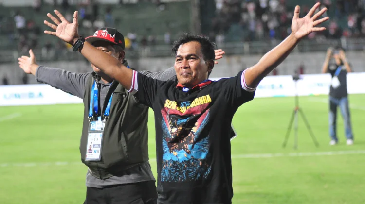 Rakhmat Basuki Ungkap Alasan Sempat Ragu Tangani Madura United hingga Akhir Musim